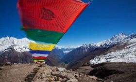 Winter Manaslu Circuit Trek