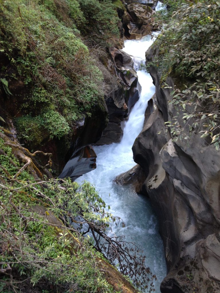 waterfall-manaslu trek